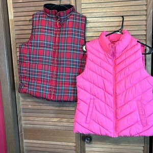 2 insulated vests (plaid is made by Chaps PL & pink Gap sm) In perfect condition